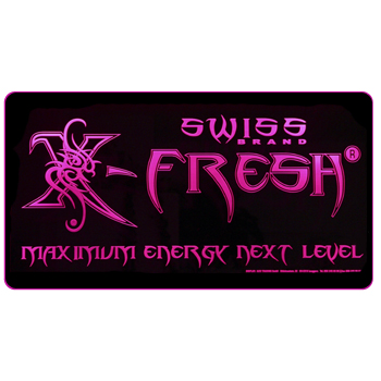 Einzigartiges Leuchtdisplay mit X-Fresh maximum energy Gravur. LED RGB Technik programierbar.