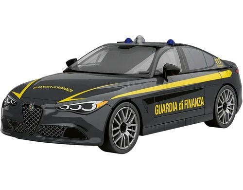 Alfa Romeo Giuilia Quadrifoglio Finanza