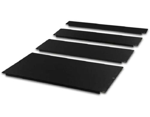 19 WIREWIN 1HE Blindblende, schwarz Metall