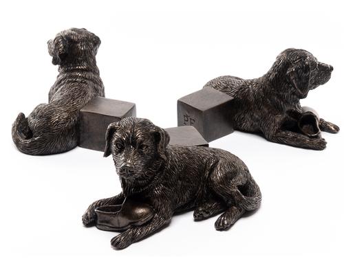 Potty Feet Liegender Labrador antike bronze