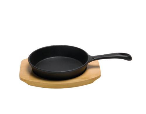 Nouvel Hot Pan mit Holzteller Gusspfanne mit Holzteller,  17.5cm