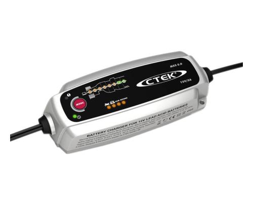 CTEK Ladegert MXS 5.0, fr 12V Batterien 12V, max 5.0A,